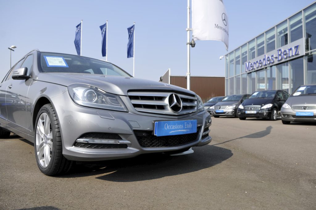 Réalisation d'images pour communiquer auprès des clients chez Mercedes-Benz